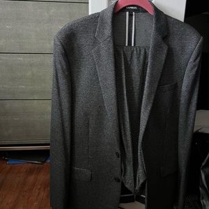 Extra slim houndstooth suit